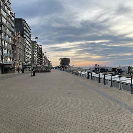 Bofeelie Gezellig 2 Slaapkamer App Aan Zee In Het Bruisende Middelkerke! Apartment Екстериор снимка
